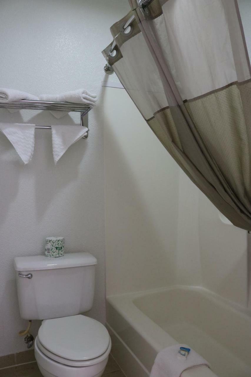 Heritage Inn & Suites El Dorado Luaran gambar