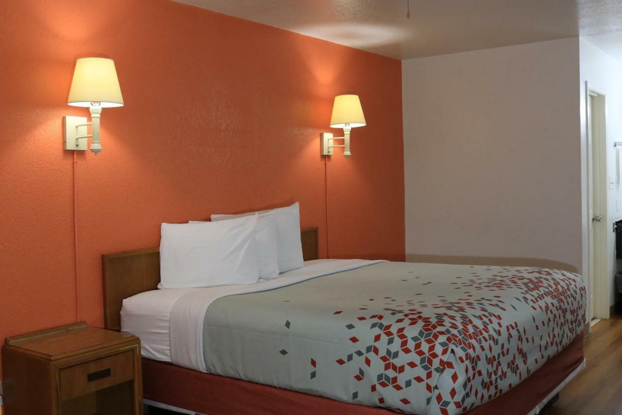 Heritage Inn & Suites El Dorado Luaran gambar