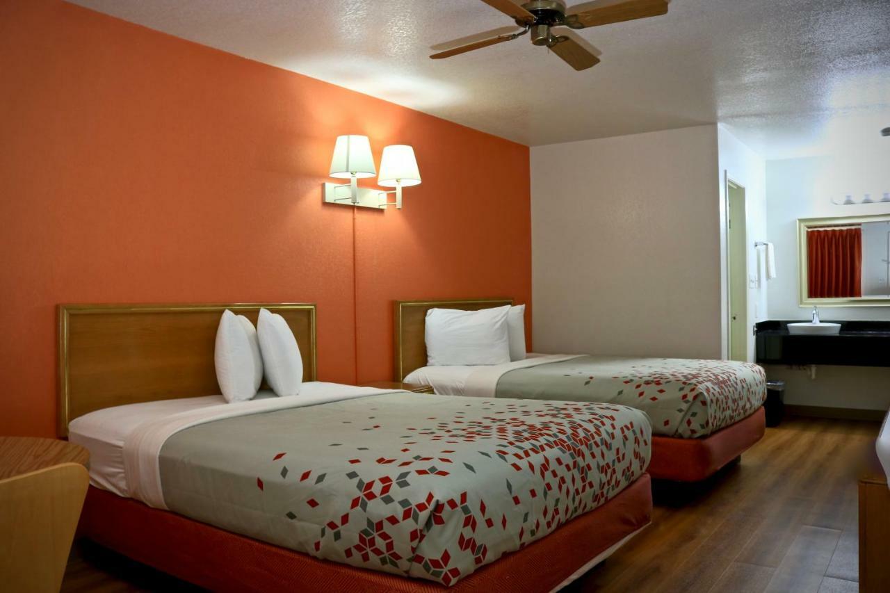 Heritage Inn & Suites El Dorado Luaran gambar