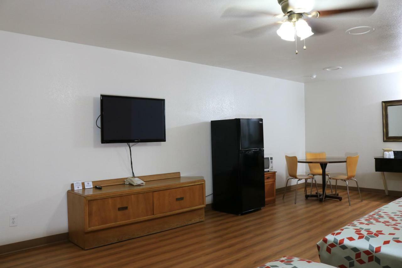 Heritage Inn & Suites El Dorado Luaran gambar